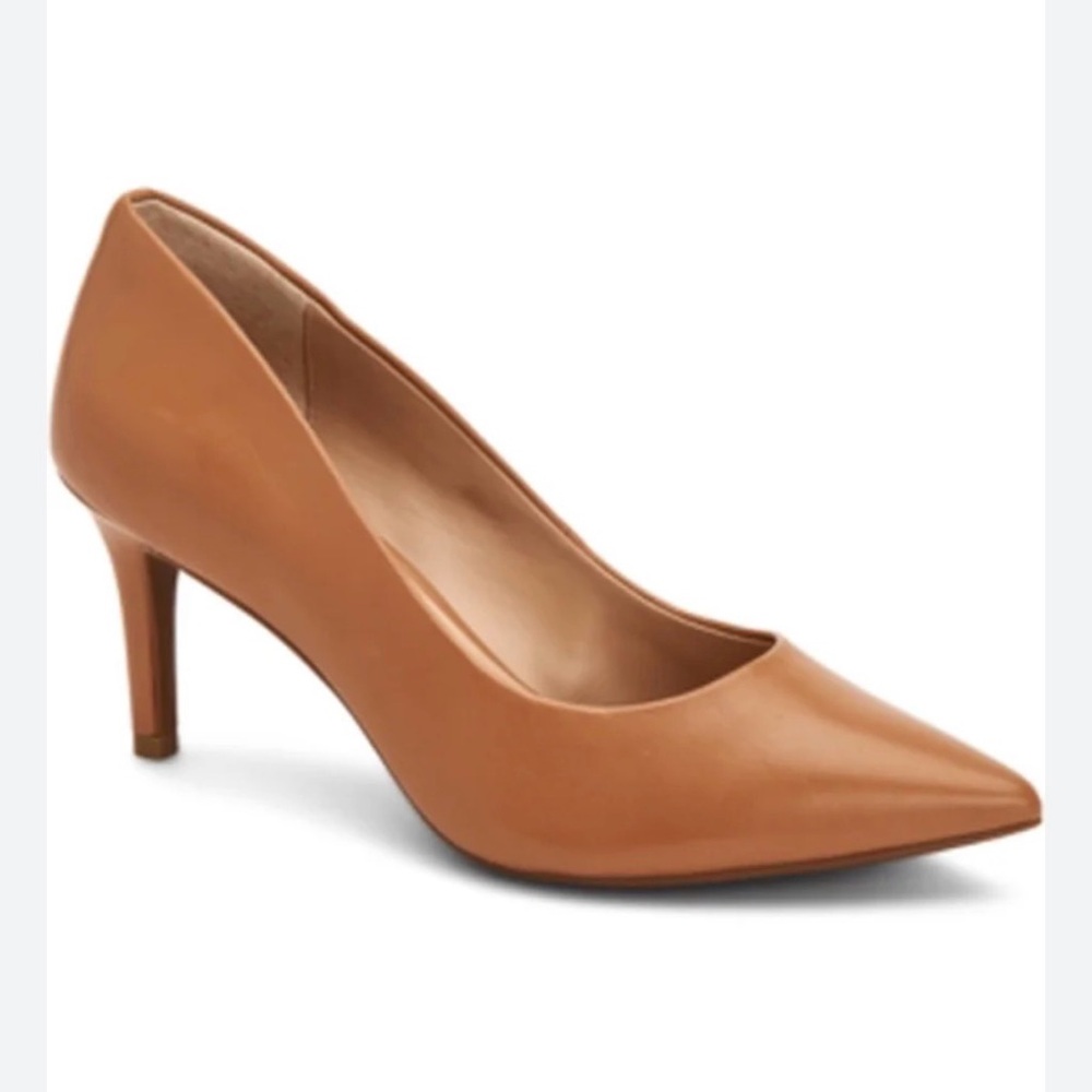 Alanfani Step n Flex Classic Pointed Toe Mid-Heel Pump in Tan-Brand New 9.5
